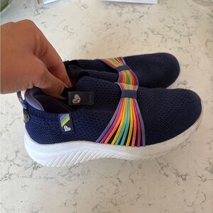 Girls Sketchers Rainbow Memory Foam Sneaker Size 13